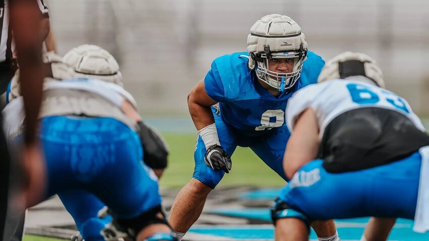 Senior linebacker Devyn Curtis (8) has 124 total tackles in his career.