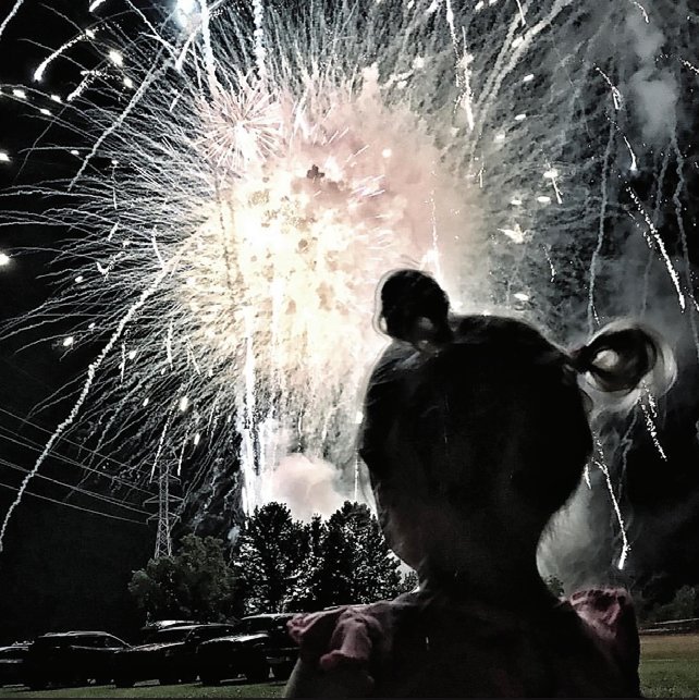 Jennifer Nicole Clark submitted this 4th fireworks photo.