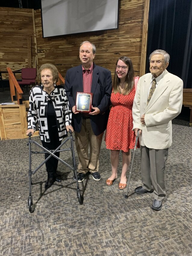 Joining Mark McGee at the Tennessee Sports Writers Association (TSWA) Hall of Fame induction ceremony last year was his mother, Margaret McGee, his daughter, Sarah Margaret McGee, and his father, Mitchell McGee.