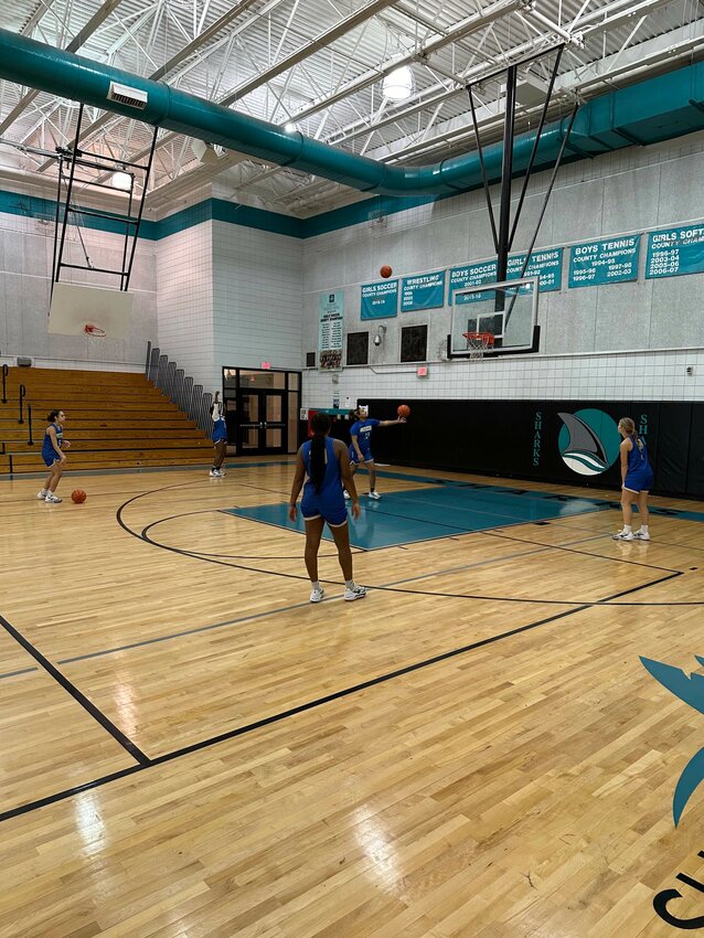 Shelbyville Central holding a pre-Marlin Classic shootaround. The Golden Eaglettes would go 2-1 in Panama City, Florida, over the Christmas break.