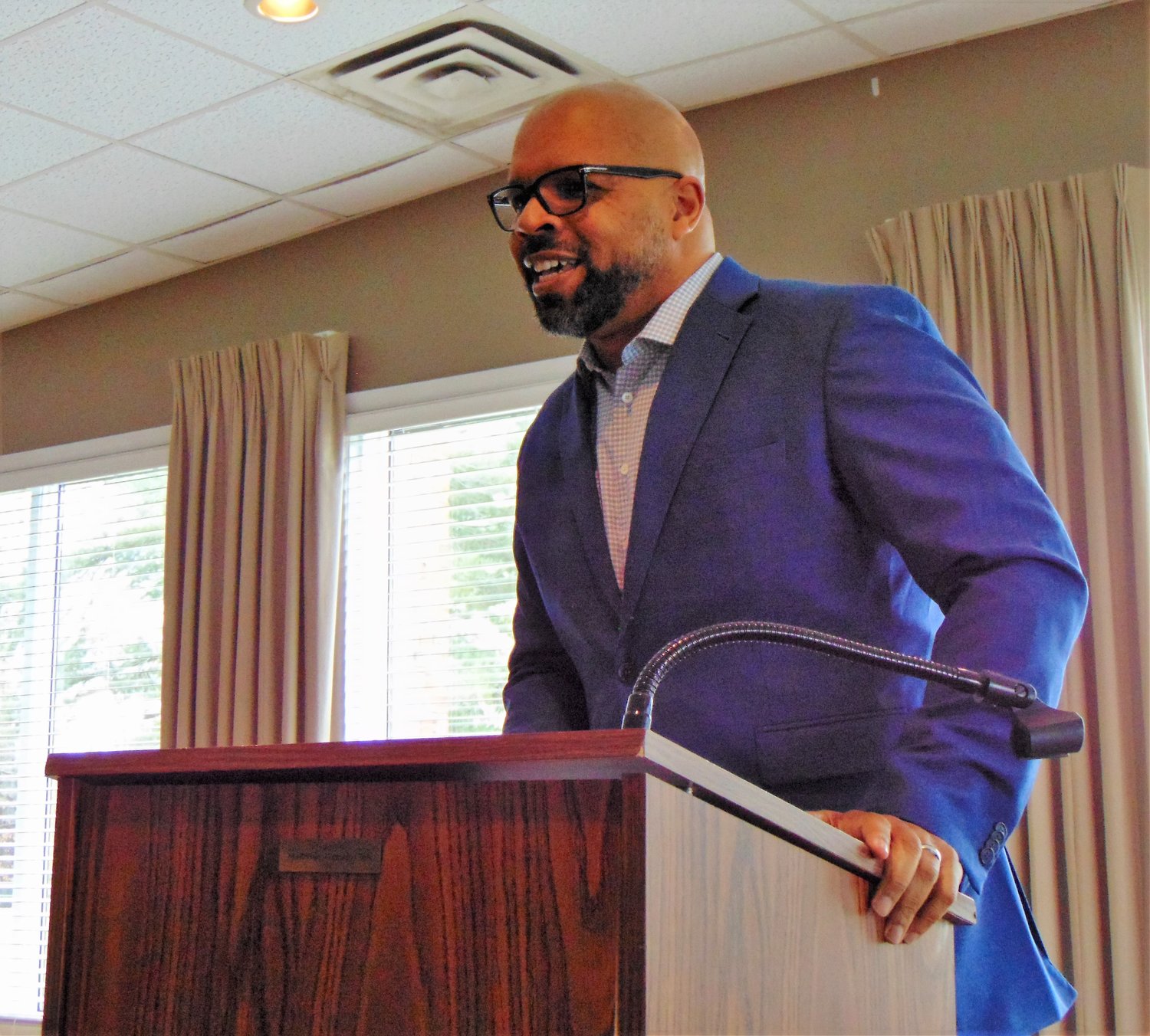 Keith Weaver, co-founder of Uncle Nearest Premium
Whiskey, was guest speaker at Thursday’s Chamber
Luncheon.