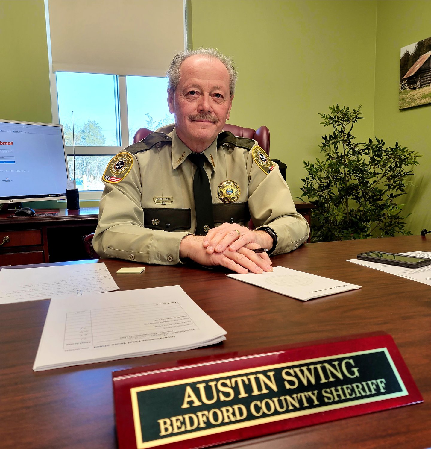 Austin Swing was elected Bedford County sheriff in 2014 and 2018 after serving 21
years as the Shelbyville Police Chief.