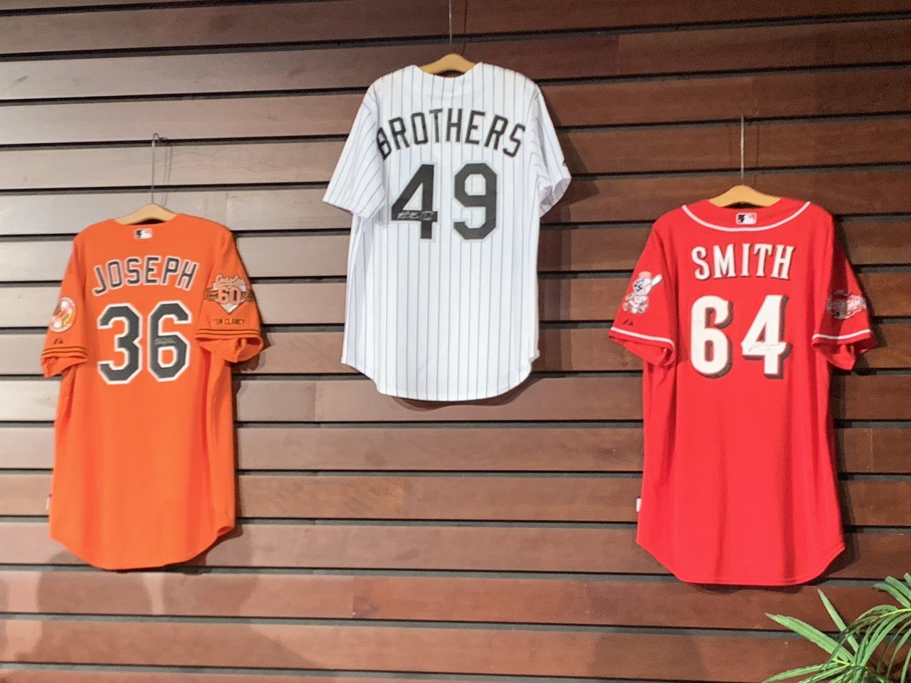 Rex Brothers, Caleb Joseph and Josh Smith all played for several Major League baseball organizations. Joseph’s Baltimore Orioles jersey, Brothers’ Colorado Rockies jersey and Josh Smith’s Cincinnati Reds jersey were on display during Lipscomb baseball’s annual “First Pitch” Dinner.