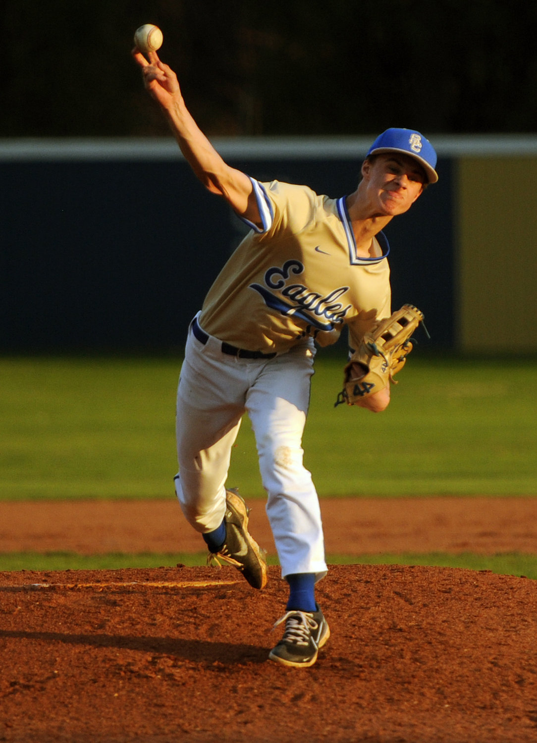 William Bobo delivers a pitch in the first inning against the Rockets.