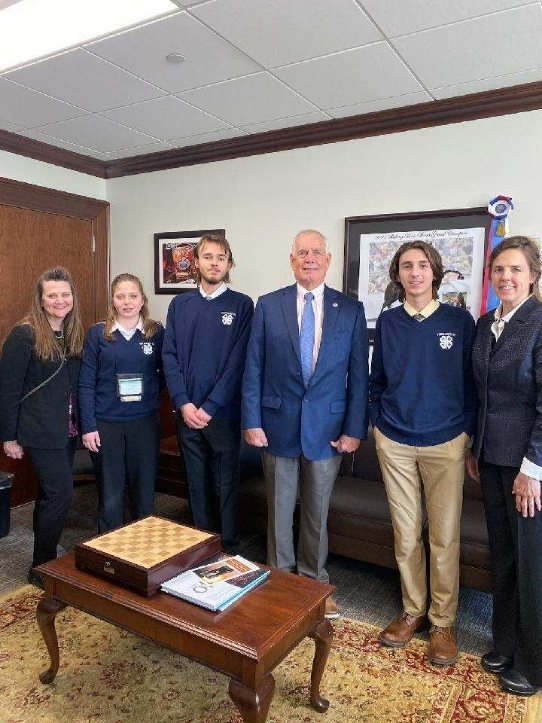 State Rep. Pat Marsh, center, with Bedford’s 4-H Club.