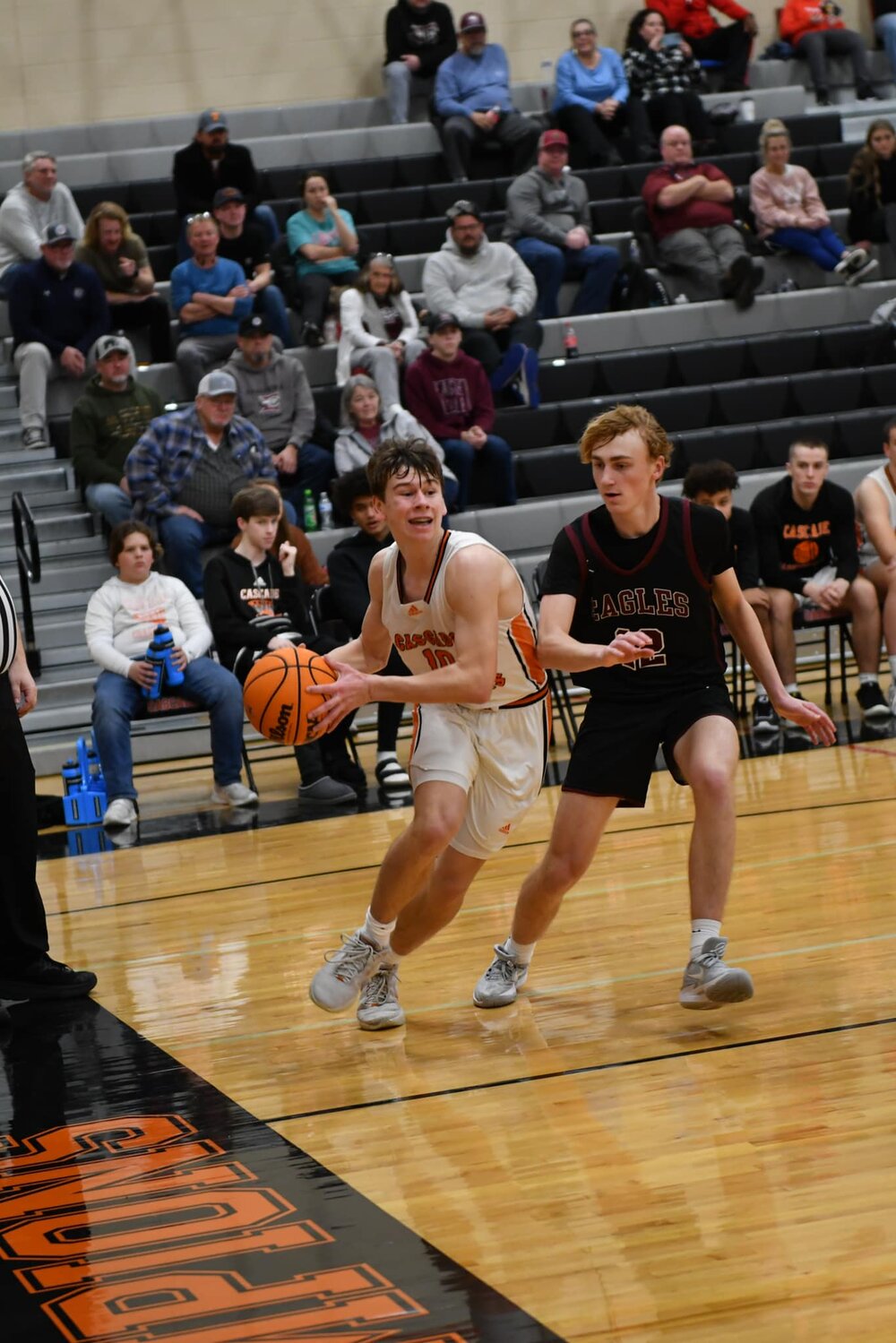 Henry Stone (10) drives baseline against a tenacious Eagleville defense. He finished Tuesday's contest with 10 points.