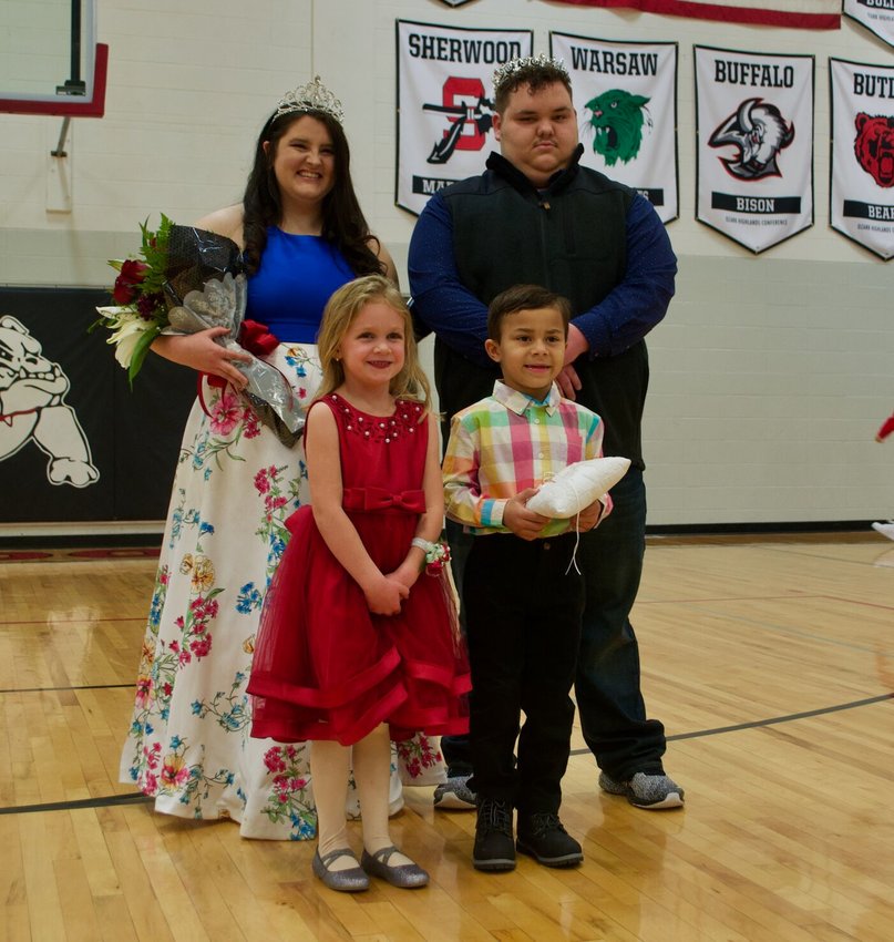 STAFF PHOTO/KATHRYN SKOPECHaylee Smith was crowned courtwarming queen. Blake Johnson was crowned courtwarming king.