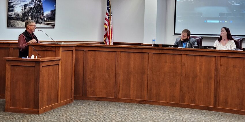 Alamosa County Coroner Joe Dzuris addresses city council regarding annexation of property where his new office is being built. 