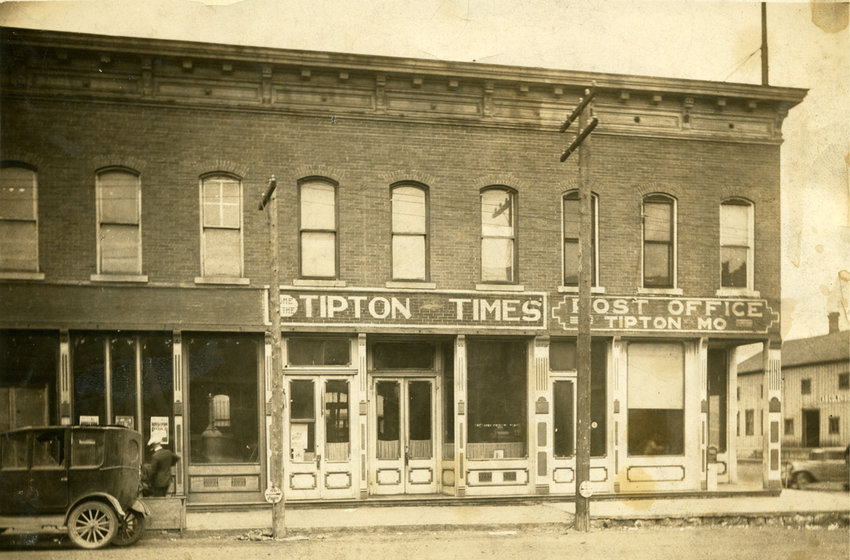 Tipton Times building ca 1920