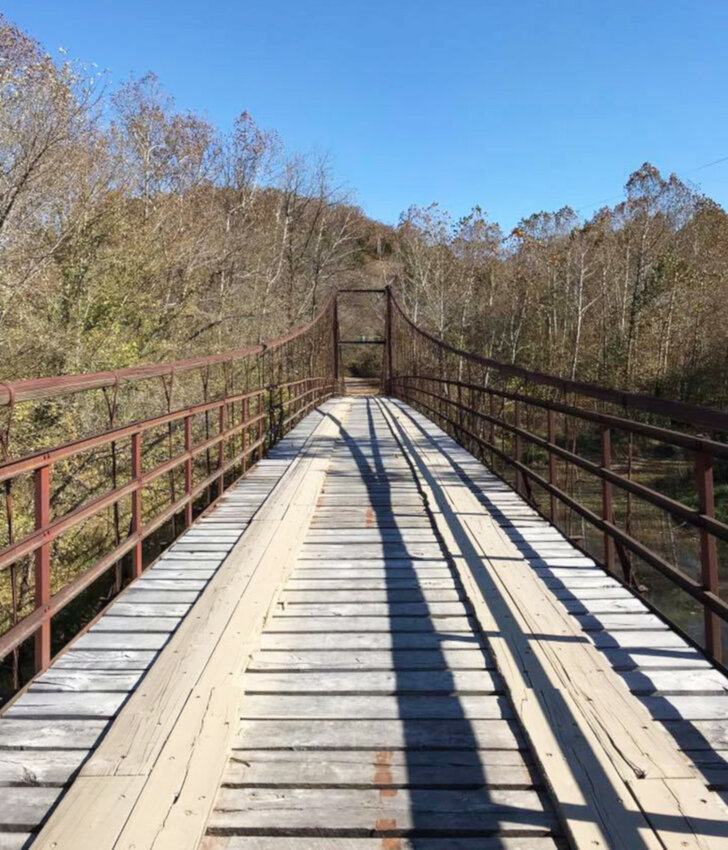 Grand Auglaize swinging bridge