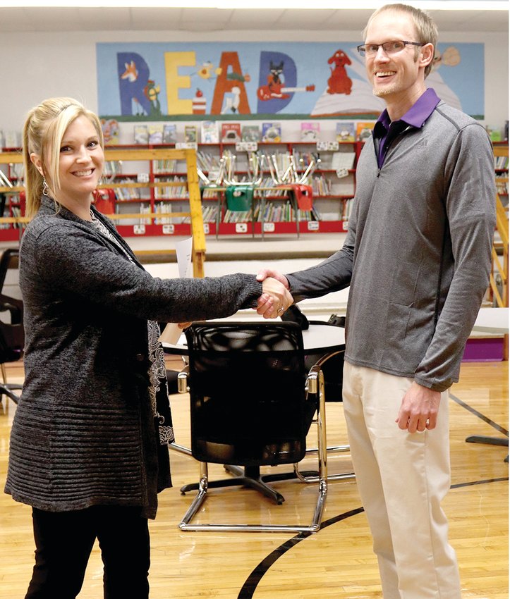 Amanda Carter was sworn in by Superintendent Lyle Best at last Wednesday&rsquo;s meeting after the she garnered the most write-in votes during the April 5 election along with  Scott Northway.